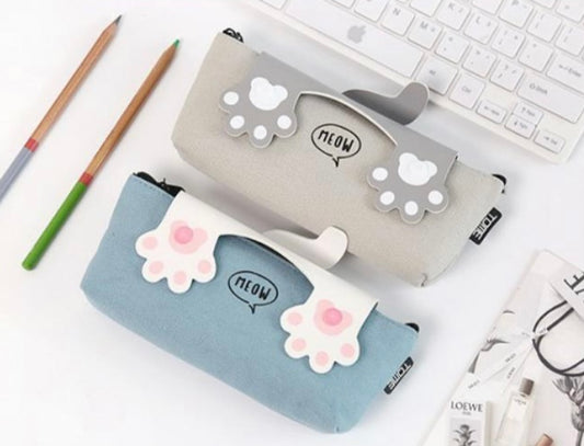 Two cat paws pencil case